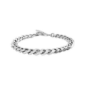 Sterling Silver curb chain bracelet featuring a smooth toggle lock and polished high-gloss surface, crafted to provide durable structure for premium wholesale presentation.