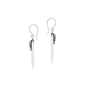 Mother Of Pearl round silver earrings with butterfly design