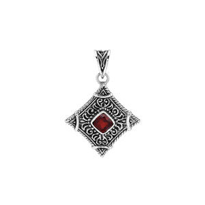 Sterling silver Garnet Quartz pendant with diamond-shaped Balinese filigree design