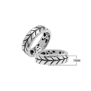 Wholesale sterling silver band ring with detailed leaf pattern and oxidized accents, handcrafted unisex jewelry in bulk for retailers and resellers.