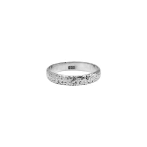 Wholesale sterling silver hammered texture band ring, handcrafted unisex 925 silver minimalist jewelry from Bali for bulk orders and resellers.