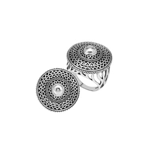 Wholesale sterling silver mandala statement ring with round geometric design and oxidized finish – handcrafted Balinese artisan jewelry for bulk buyers and resellers.