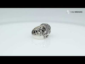 Sterling Silver Round Shape Labradorite Ring With Detailed Balinese Carving