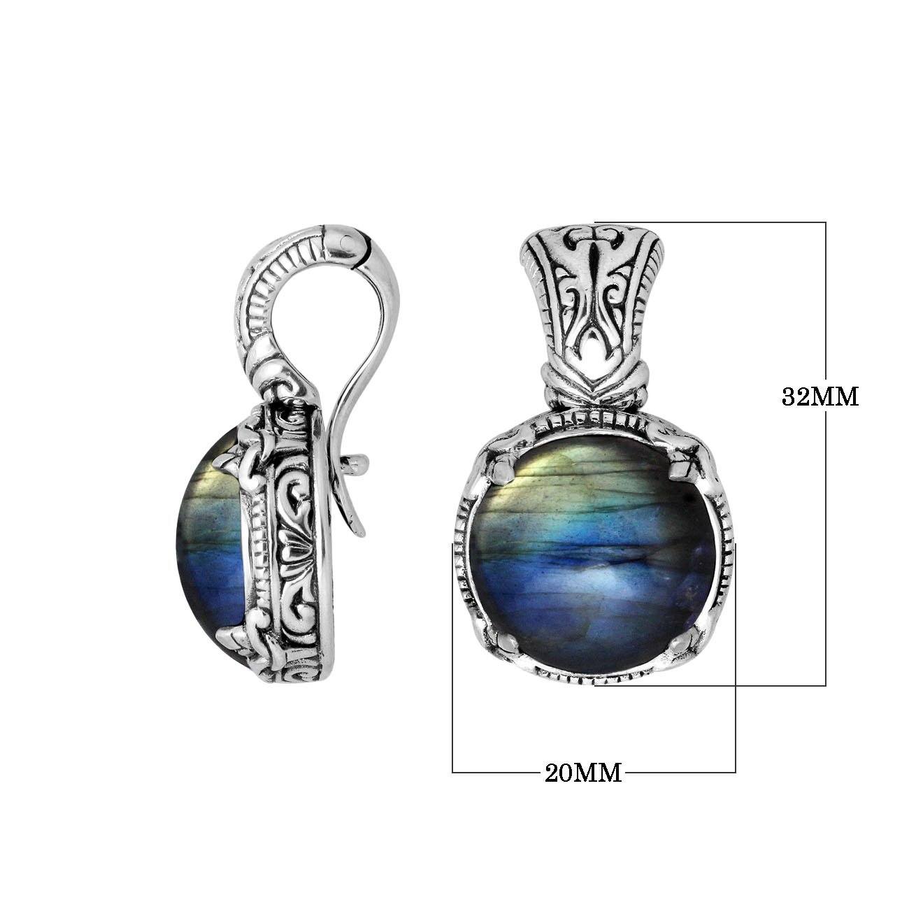 Sterling silver cushion pendant featuring Labradorite set in a carved Balinese frame with a polished high-gloss finish.