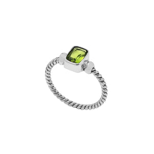 Wholesale sterling silver twisted band ring with rectangular-cut Peridot Quartz, handcrafted artisan jewelry in bulk for retailers and resellers.