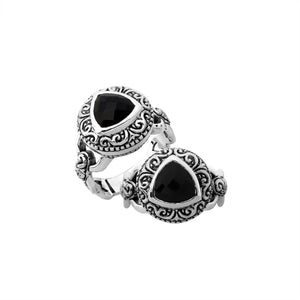 Sterling silver Balinese design ring with a triangle shape Black Onyx stone
