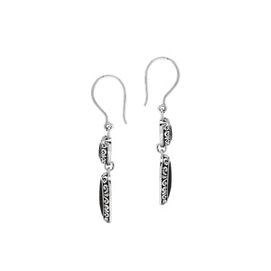 Wholesale sterling silver earrings featuring double black shell heart drops with ornate decorative borders, crafted to provide consistent artisan quality and elegant catalog-ready appeal for bulk jewelry sourcing.