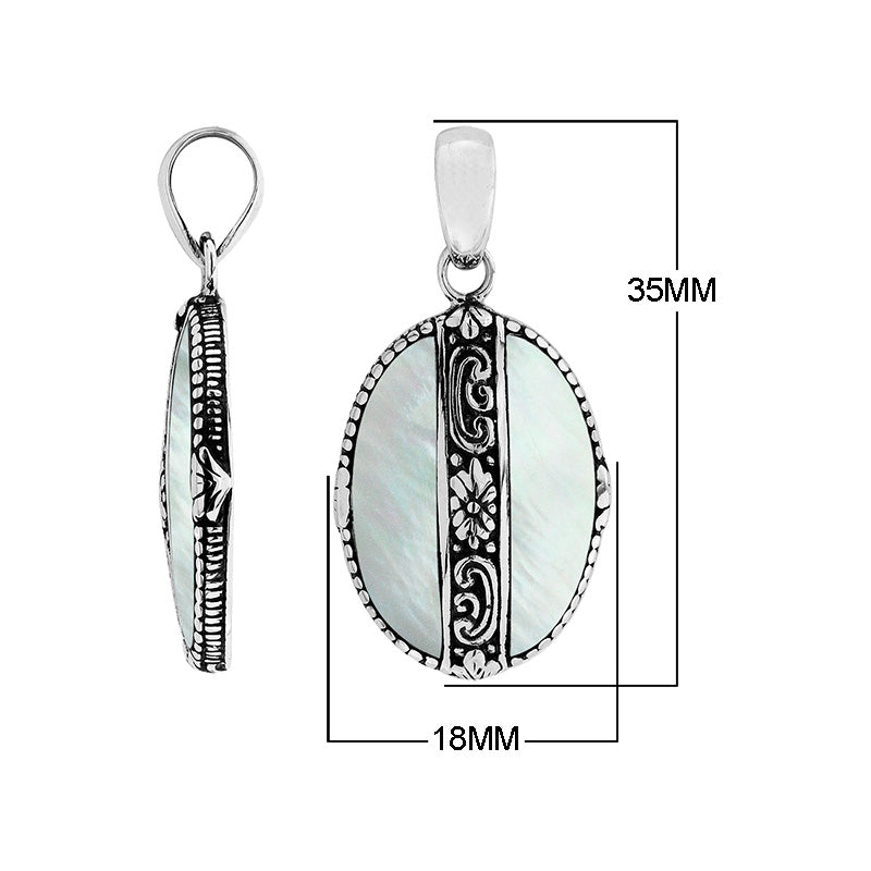 Handcrafted 925 Sterling Silver Mother Of Pearl oval pendant featuring floral center detailing, high-gloss mirror-polished finish, and classic Balinese craftsmanship for wholesale jewelry.