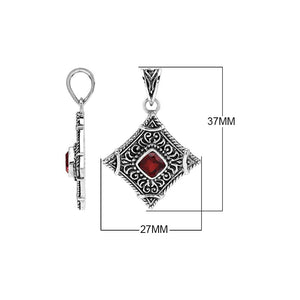 Sterling silver Garnet Quartz pendant with diamond-shaped Balinese filigree design