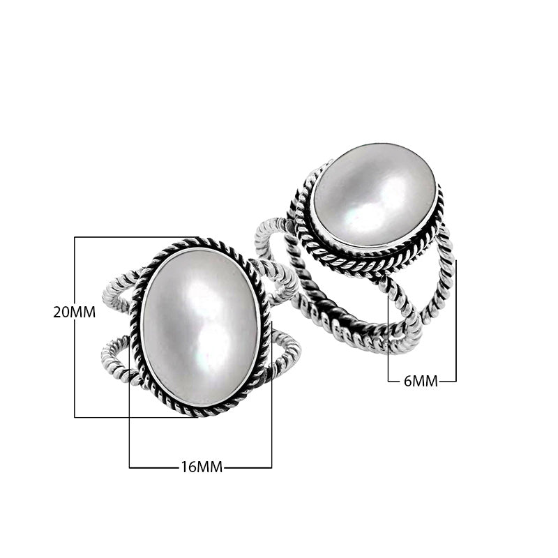 Sterling Silver oval shape ring with Black Shell and braided rope detailing