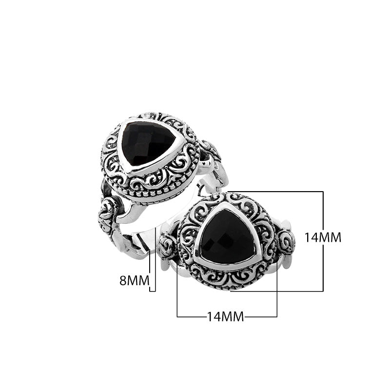 Sterling silver Balinese design ring with a triangle shape Black Onyx stone