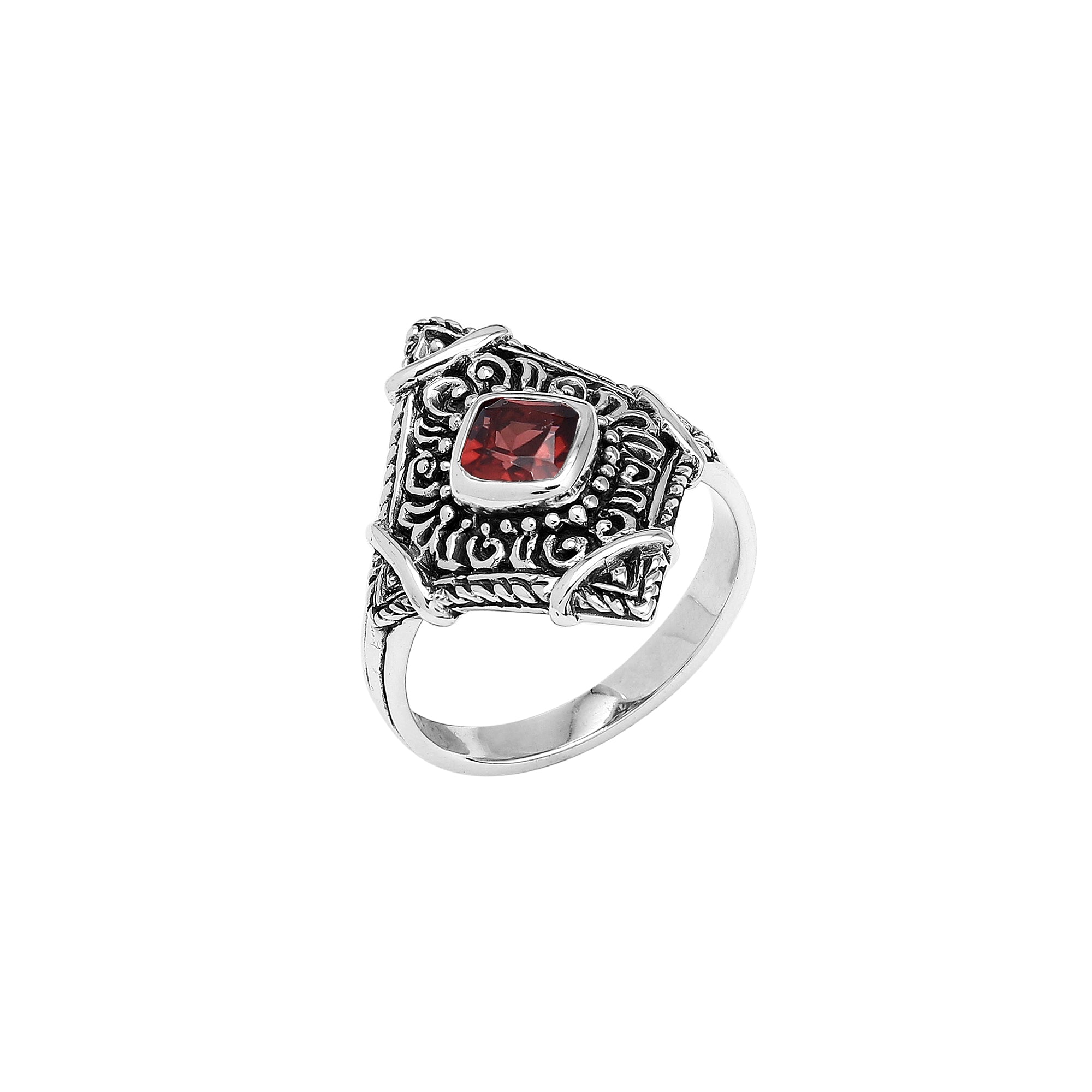 Sterling silver Garnet Quartz statement ring with diamond-shaped Balinese filigree design