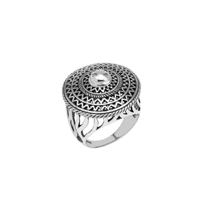 Wholesale sterling silver mandala statement ring with round geometric design and oxidized finish – handcrafted Balinese artisan jewelry for bulk buyers and resellers.