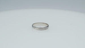 Wholesale sterling silver hammered texture band ring, handcrafted unisex 925 silver minimalist jewelry from Bali for bulk orders and resellers.
