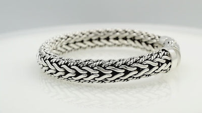 Silver Woven Chain Bracelet With Engraved Box Clasp In 925 Sterling Silver For Wholesale