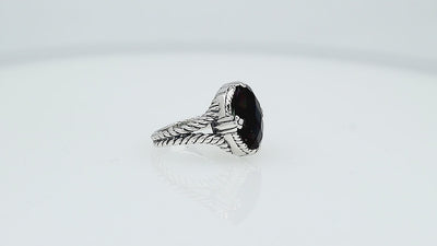 Sterling silver Green Quartz oval-cut statement ring with handcrafted rope detailing