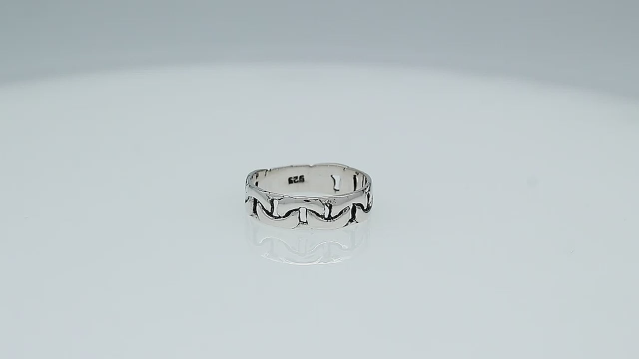 Wholesale sterling silver band ring with wavy oxidized pattern, handcrafted unisex 925 silver jewelry from Bali for bulk orders and resellers.