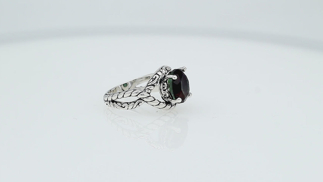 Sterling silver Green Quartz round statement ring with handcrafted rope detailing