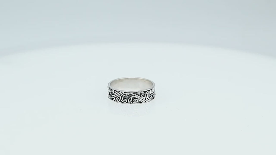 Wholesale sterling silver band ring with swirl and scroll oxidized design, handcrafted unisex 925 silver jewelry from Bali for bulk orders and resellers.