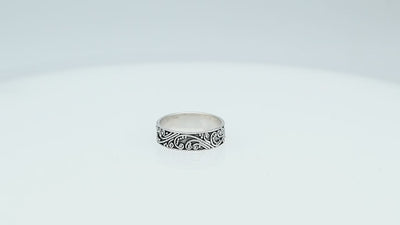Wholesale sterling silver band ring with swirl and scroll oxidized design, handcrafted unisex 925 silver jewelry from Bali for bulk orders and resellers.