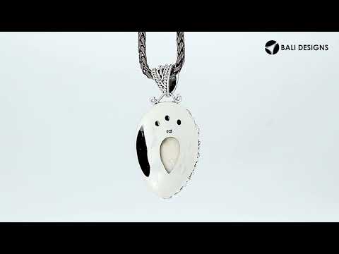 Sterling Silver Peridot Quartz Amethyst Quartz Bone Pendant With Ornate Heart Frame.