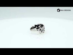 Sterling Silver handcrafted swirl pattern ring wholesale from Bali, Indonesia with oxidized scrollwork design