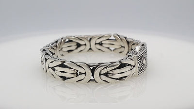 Silver Balinese Link Bracelet With Push Clasp On White Background