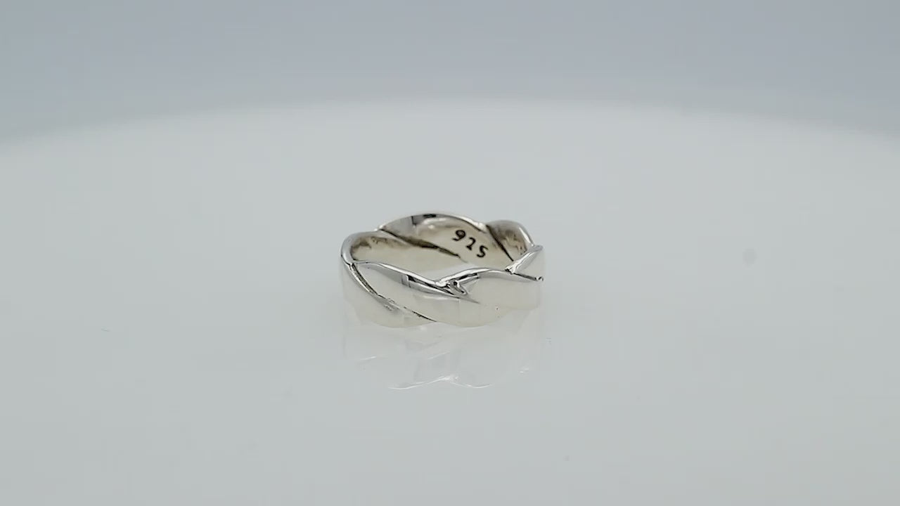 Wholesale sterling silver twisted braid band ring with polished finish – unisex classic wholesale silver jewelry.