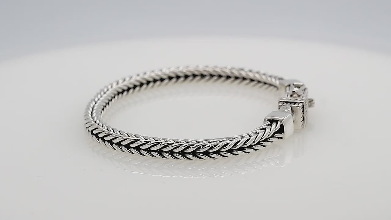 925 Sterling Silver Balinese Chain Bracelet With Box Clasp On White Background