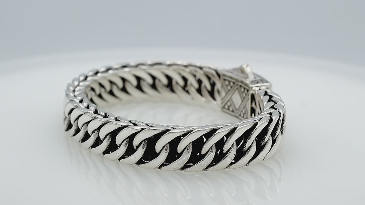 Silver Curb Chain Bracelet With Engraved Box Clasp In 925 Sterling Silver For Wholesale