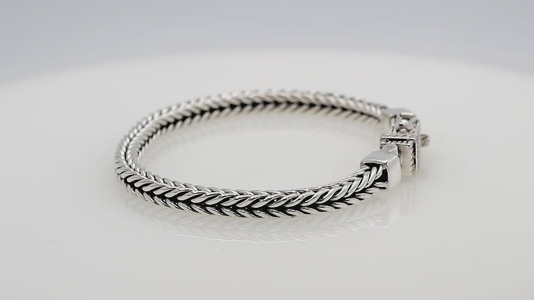 Kimana Lady Plain Handcuff Sterling Silver Bracelet – Tayshaa