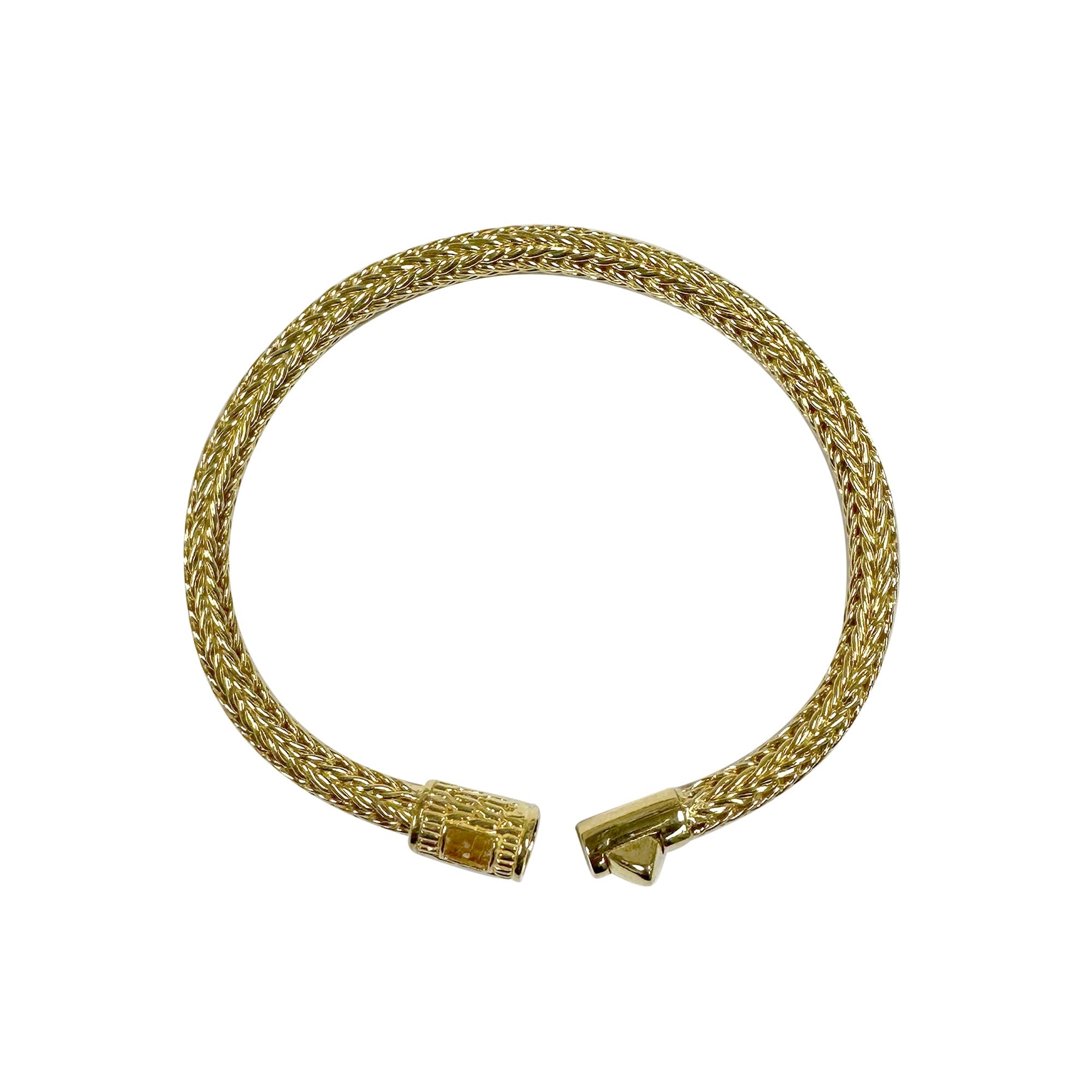 18K gold woven bracelet featuring a smooth polished surface, rounded chain pattern, and secure push clasp crafted for premium wholesale quality.