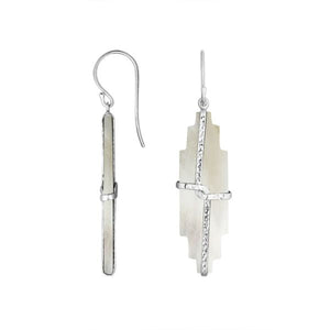 Stepped pearl earrings with hammered silver bar detail