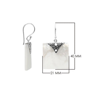 Silver square earrings with Mother Of Pearl and decorative silver detail