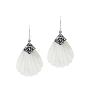 Sterling silver shell-shaped Mother Of Pearl dangle earrings