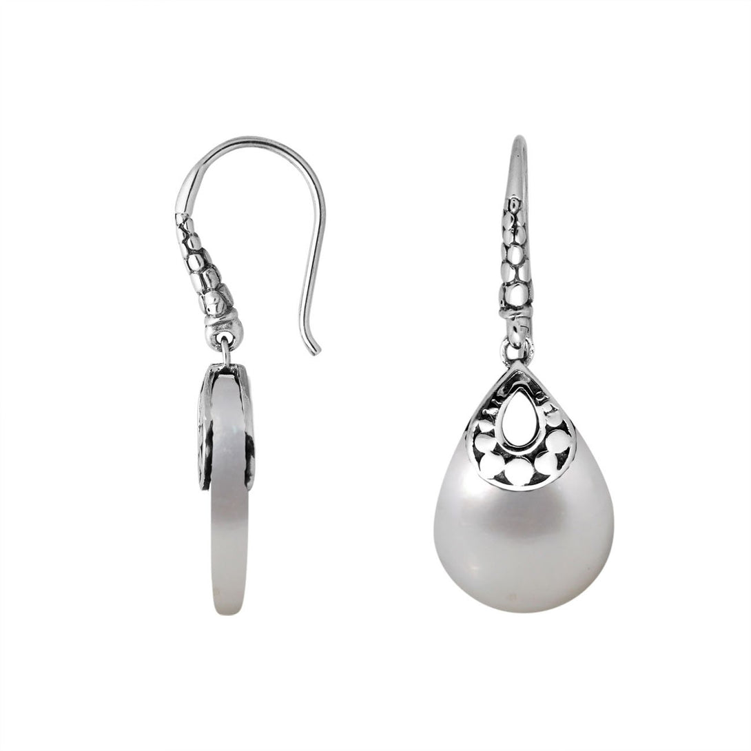 AE-6184-MOP Sterling Silver Pears Shape Earring With Mother Of Pearl Jewelry Bali Designs Inc 