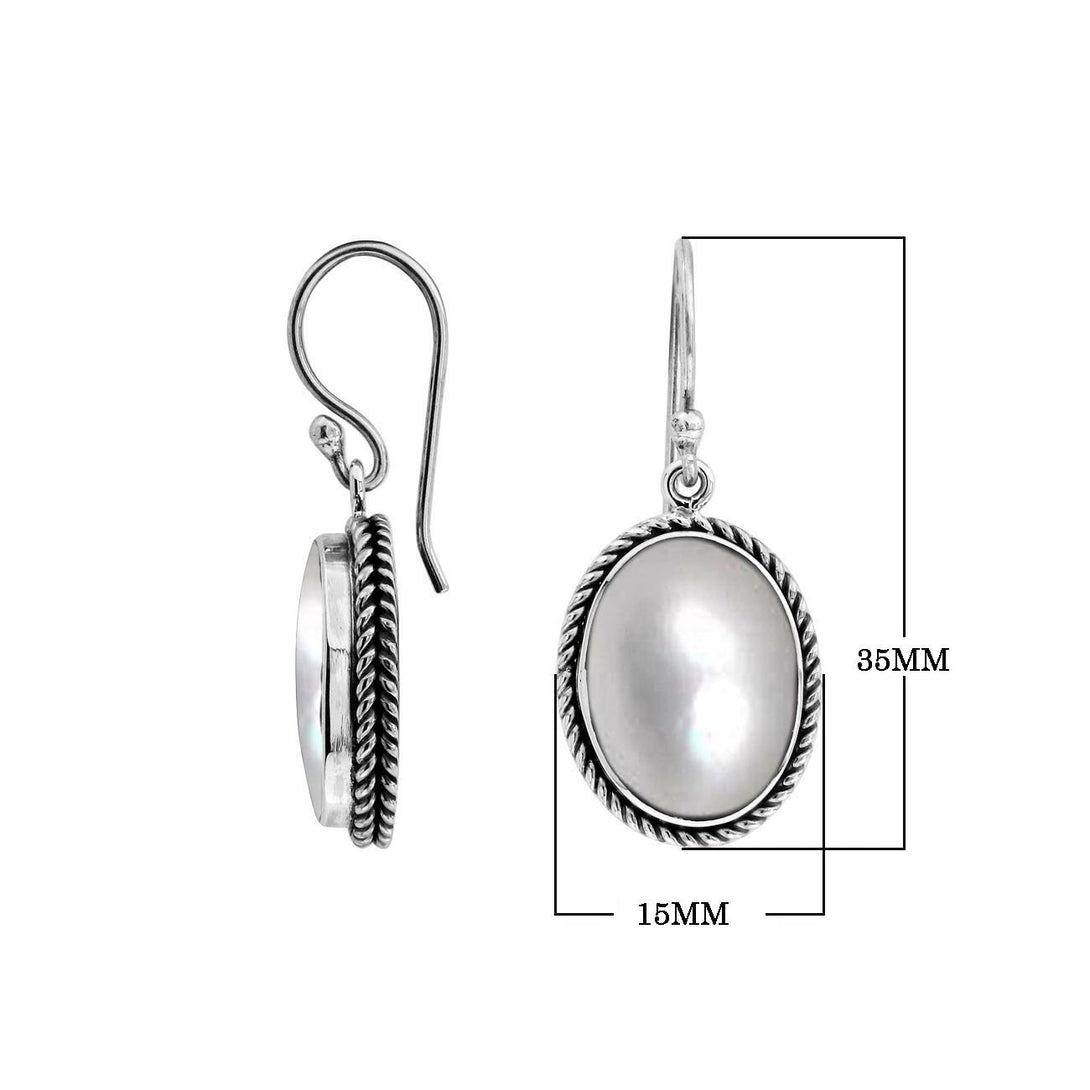 AE-6212-MOP Sterling Silver Oval Shape Earring With Mother Of Pearl Jewelry Bali Designs Inc 