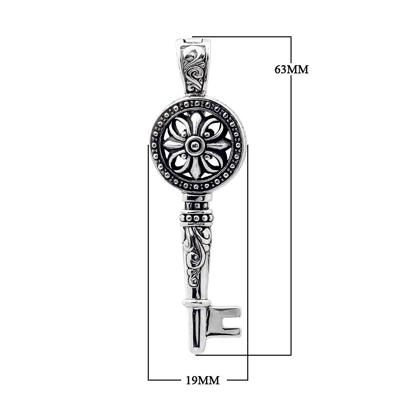 AP-1055-S Sterling Silver Delightful Pretty Designer Key Pendant With Plain Silver Jewelry Bali Designs Inc 