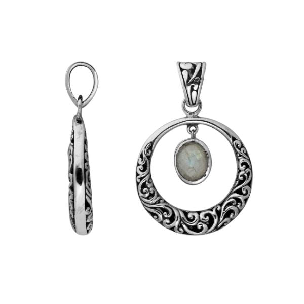 AP-6178-LB Sterling Silver Round Shape designer Pendant With Labradorite Jewelry Bali Designs Inc 