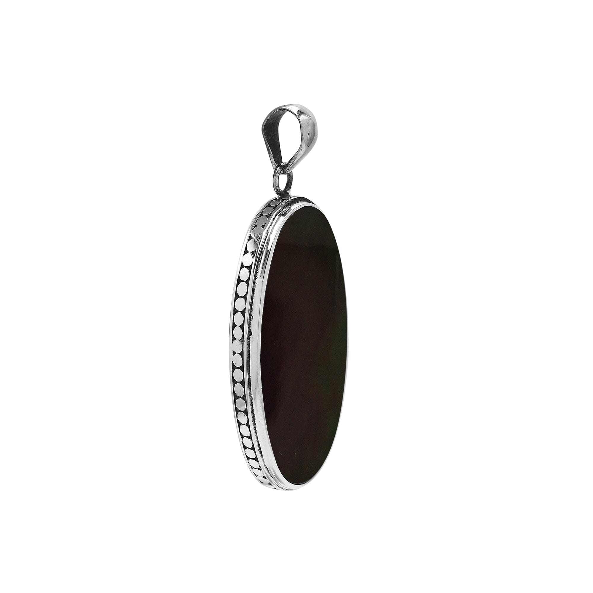 925 sterling silver oval pendant with black shell and hammered silver edge handcrafted in Bali
