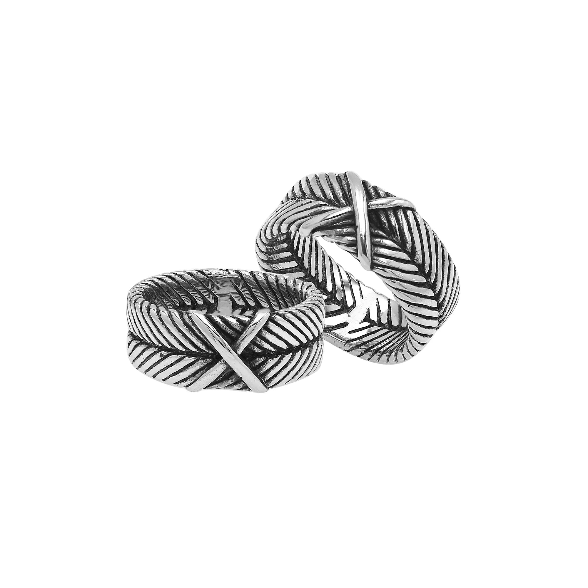 Wholesale sterling silver band ring with X-pattern and leaf design, handcrafted in Bali with oxidized detailing – bulk artisan jewelry.