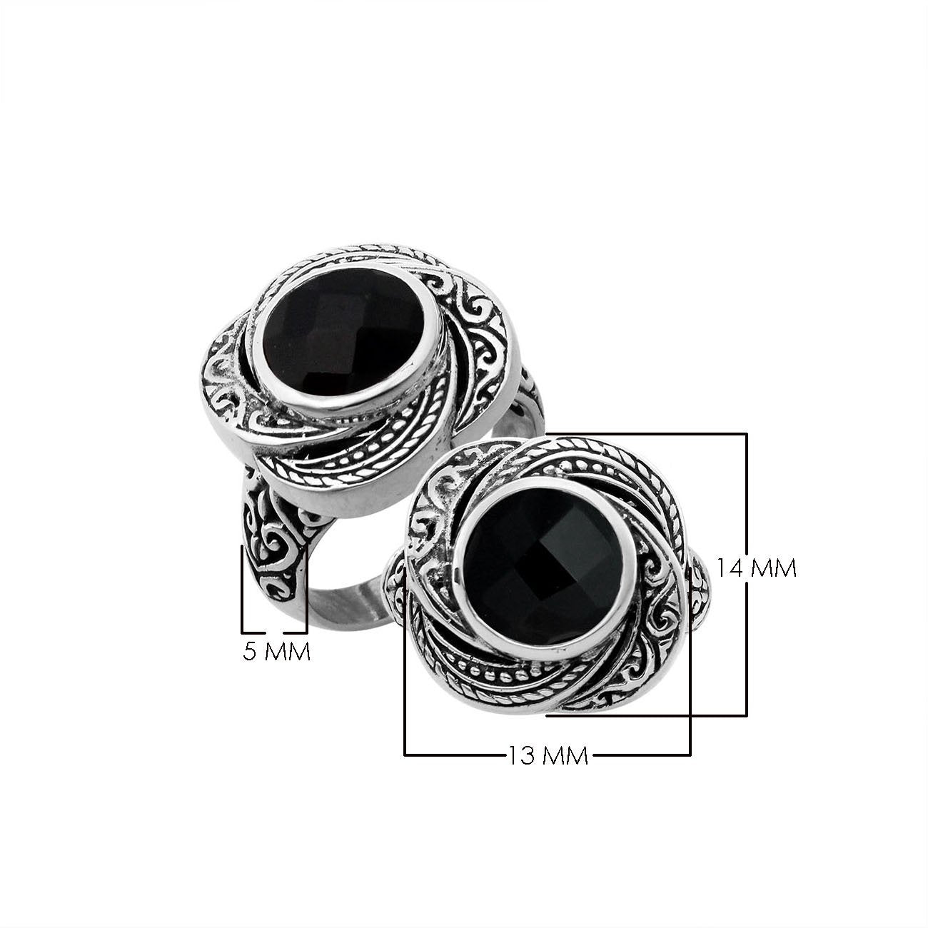 Sterling silver Balinese design ring with round shape Black Onyx stone