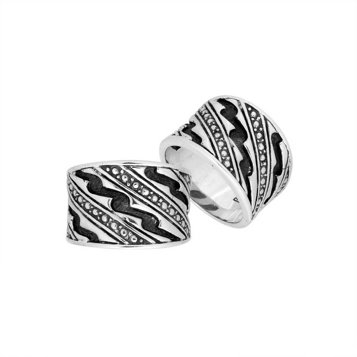 Sterling Silver Oxidized Beautiful Design Round Pattern Ring Handcrafted In Bali.