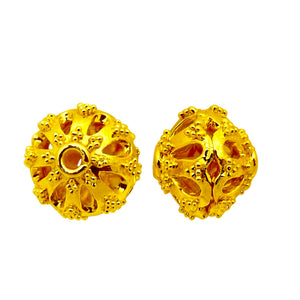 Wholesale 18K gold overlay copper filigree round bead with openwork floral pattern handcrafted in India.