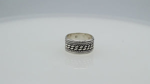 Wholesale sterling silver chain link band rings with wide oxidized design, unisex silver jewelry for bulk resellers.
