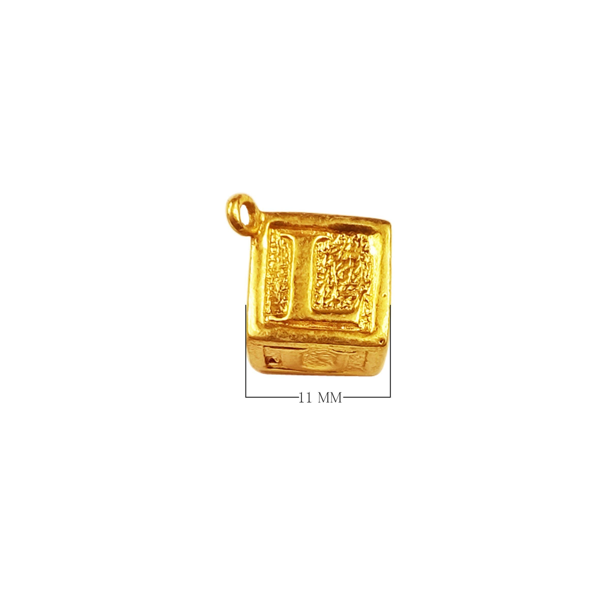 Ornate square side loop box clasp made with 18K Gold Overlay Over Copper, handcrafted in India for wholesale jewelry production.