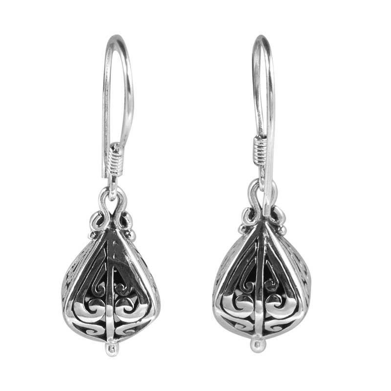 SE-2379-S Sterling Silver Earring With Plain Silver Jewelry Bali Designs Inc 